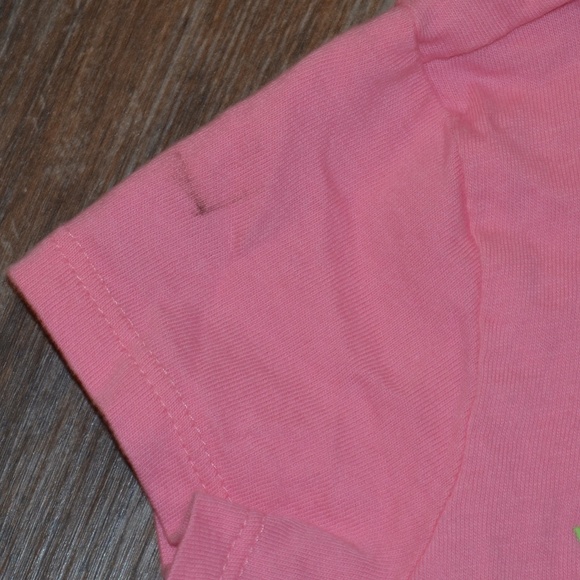 Old Navy Light Pink T-Shirt - Picture 4 of 5